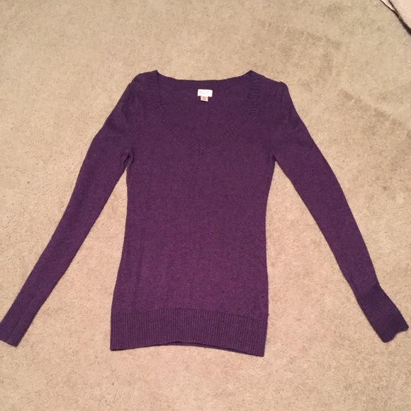 Mossimo Sweater - Picture 2 of 5